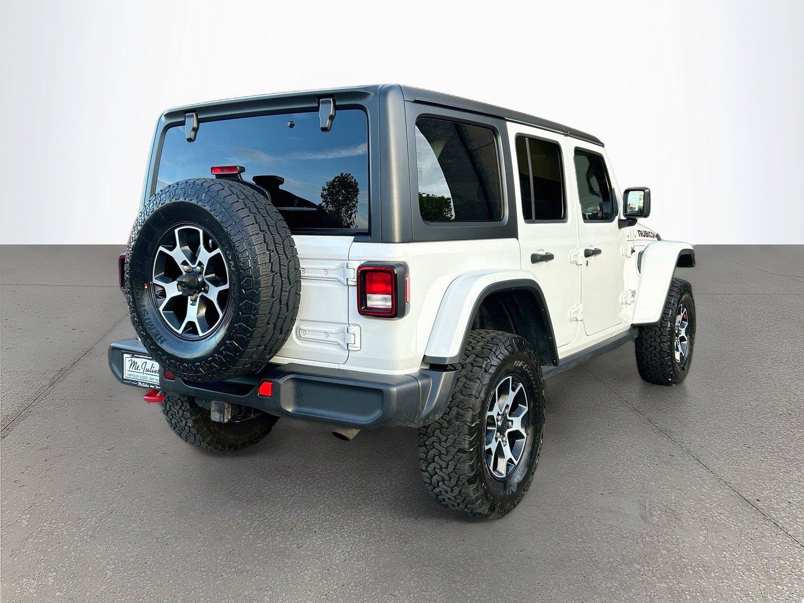 Used 2022 Jeep Wrangler Unlimited Rubicon w/ Dual Top Group AWD/4WD image 4