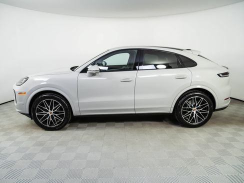 New 2026 Porsche Cayenne Coupe AWD/4WD image 2