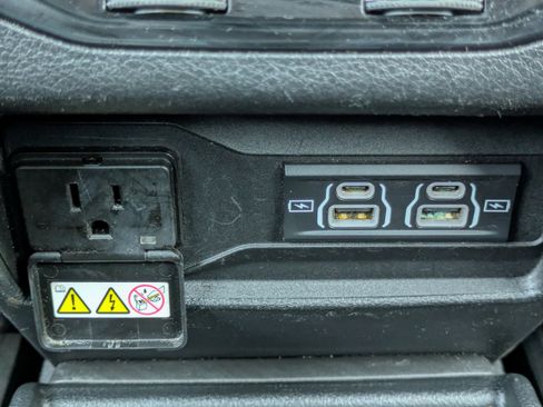 Used 2021 Jeep Grand Cherokee L Laredo image 10