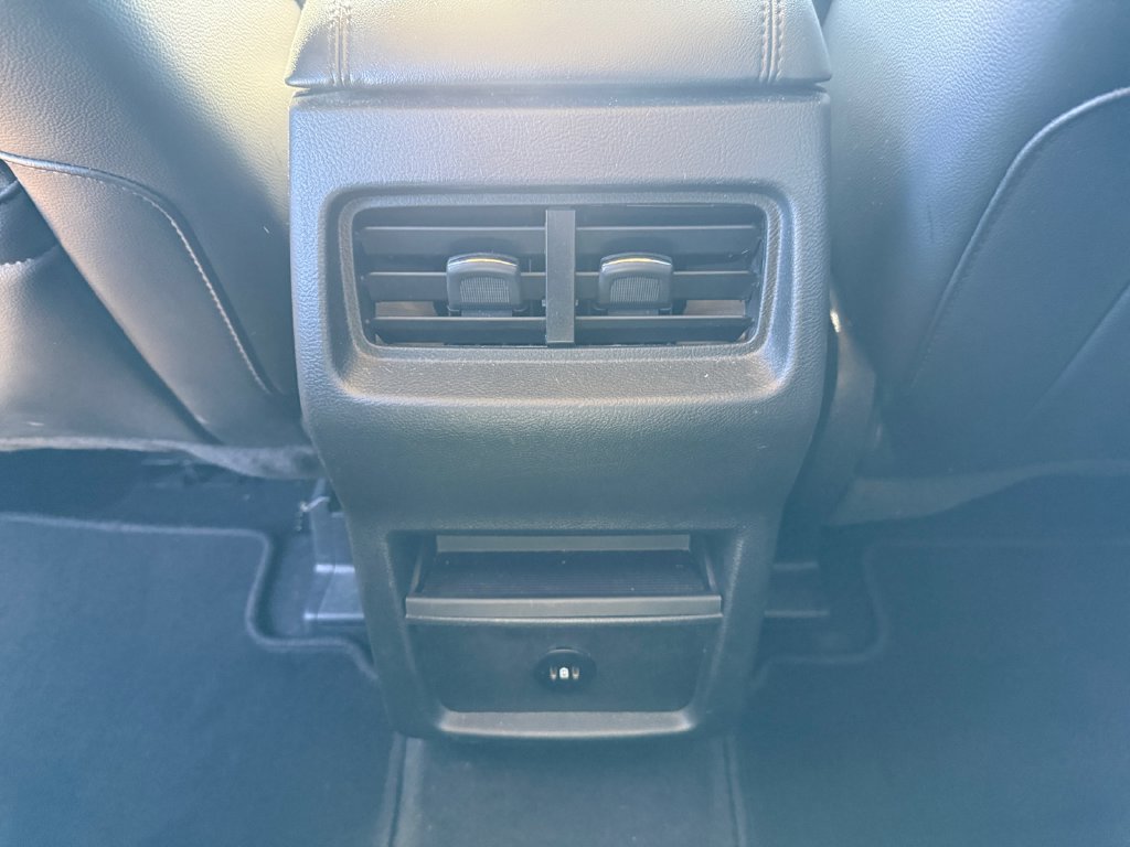 Used 2024 Ford Edge SEL AWD/4WD image 35