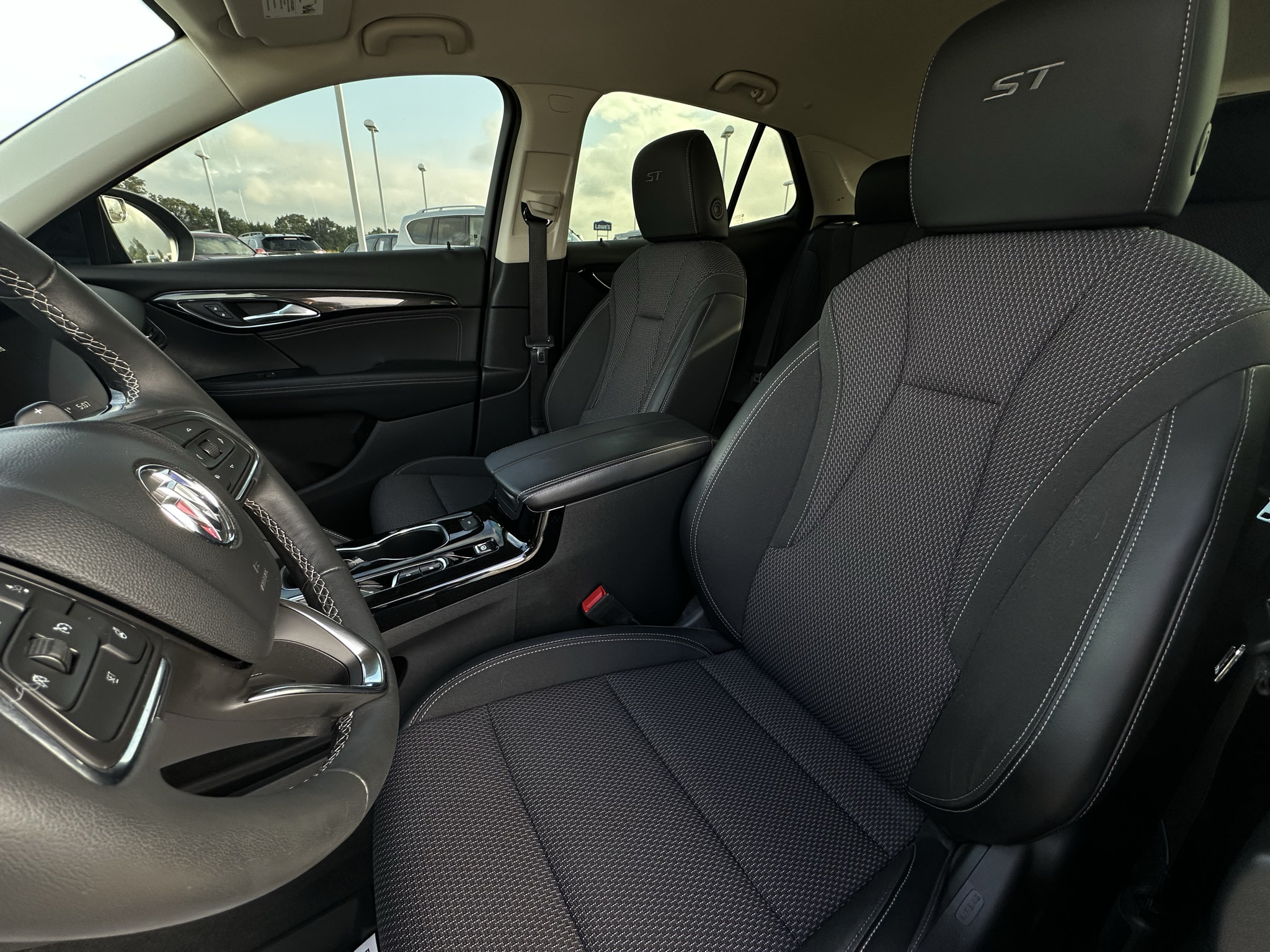 Used 2023 Buick Envision Preferred w/ Sport Touring Package AWD/4WD image 9