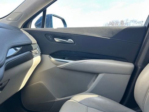 Used 2019 Cadillac XT4 Premium Luxury AWD/4WD image 34