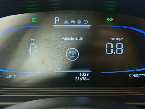 Used 2025 Hyundai Venue SEL FWD image 19