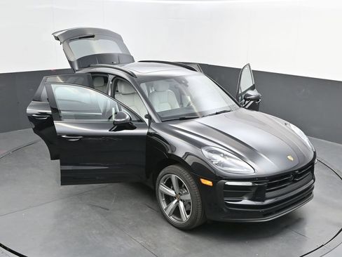 New 2026 Porsche Macan AWD/4WD image 42