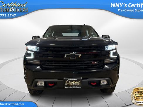 Used 2020 Chevrolet Silverado 1500 LT Trail Boss AWD/4WD image 2
