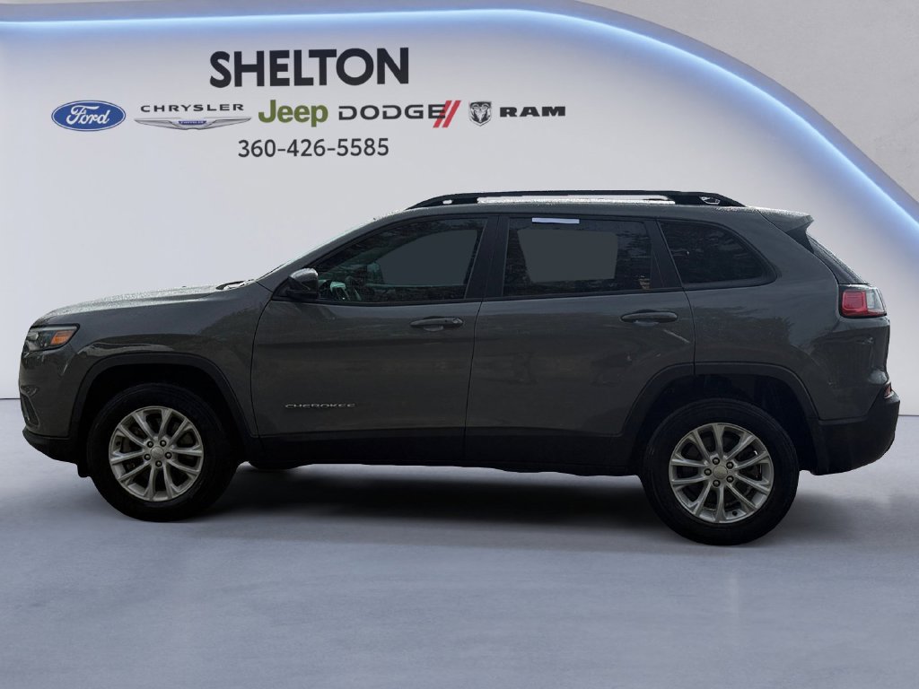Used 2022 Jeep Cherokee Latitude Lux w/ Mopar Interior Package AWD/4WD image 3