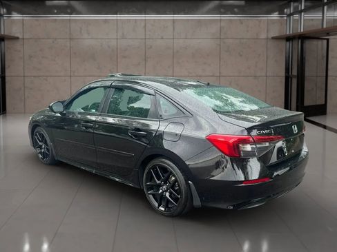 Used 2022 Honda Civic Sport image 5