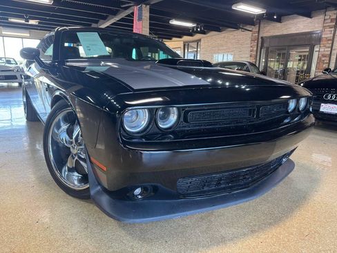 Used 2016 Dodge Challenger R/T Plus RWD image 1