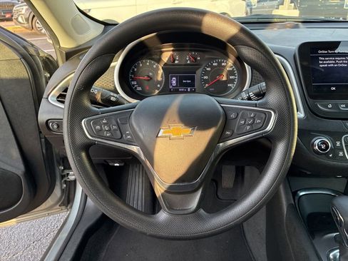 Used 2024 Chevrolet Malibu LT FWD image 25