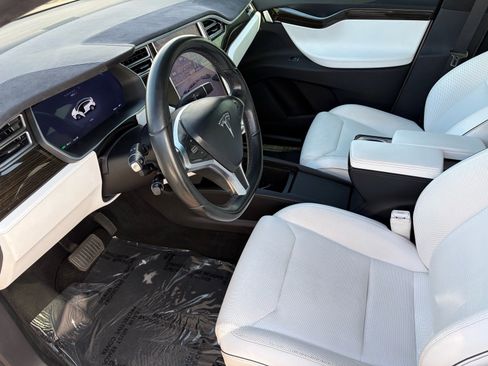Used 2016 Tesla Model X 70D AWD/4WD image 11