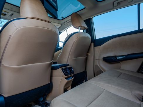 Used 2025 Lexus RZ 300e image 20