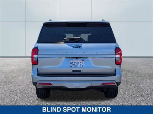 Used 2022 Ford Expedition XLT RWD image 4