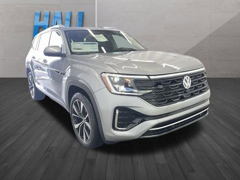 New 2026 Volkswagen Atlas SEL Premium R-Line AWD/4WD image 7
