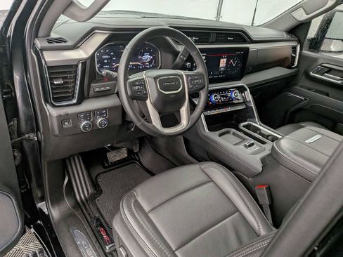 Used 2024 GMC Sierra 3500 Denali w/ Denali Reserve Package image 2