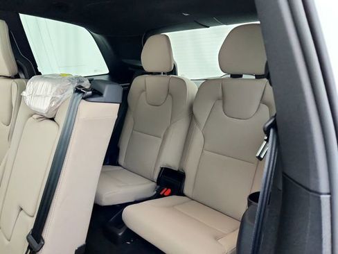 New 2025 Volvo XC90 B6 Plus w/ Protection Package Premier image 29