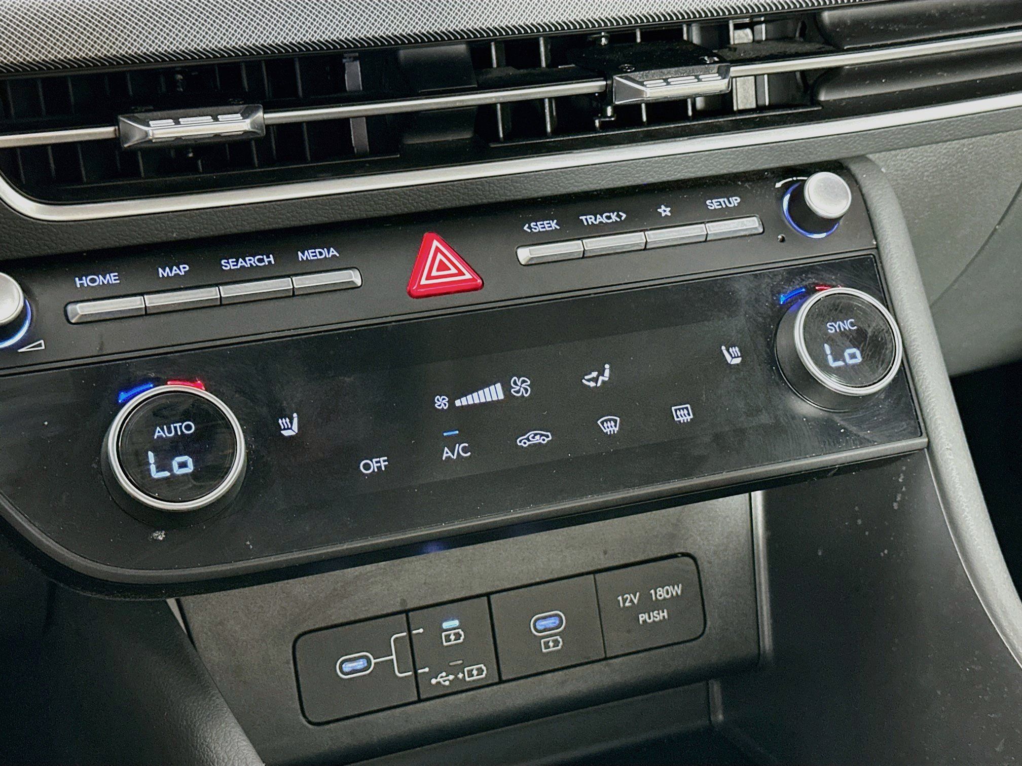 Used 2025 Hyundai Sonata SEL FWD image 24
