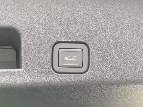 New 2026 Chevrolet Traverse RS image 33