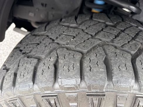 Used 2023 Toyota Tacoma TRD Off-Road w/ TRD Premium Off Road Package image 44