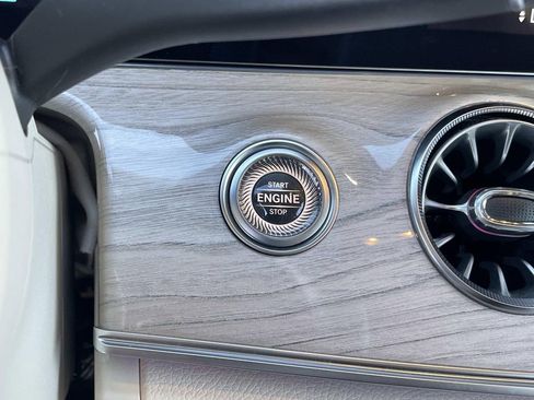 Used 2023 Mercedes-Benz E 450 Cabriolet image 16