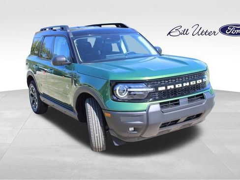 New 2025 Ford Bronco Sport Outer Banks image 2