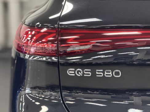Certified 2023 Mercedes-Benz EQS 580 4MATIC SUV image 12
