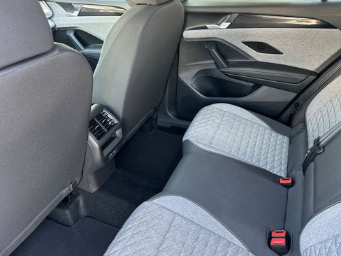 New 2025 Volkswagen Tiguan S image 10