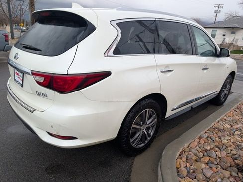 Used 2017 INFINITI QX60 AWD w/ Premium Plus Package image 4