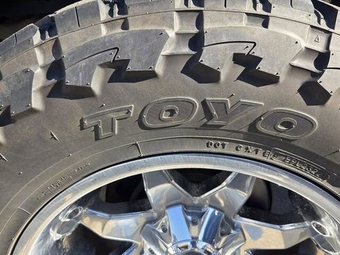 Used 2014 Ford F150 FX4 w/ Equipment Group 402A Luxury image 9