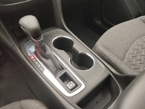 Used 2022 Chevrolet Equinox LT FWD image 26