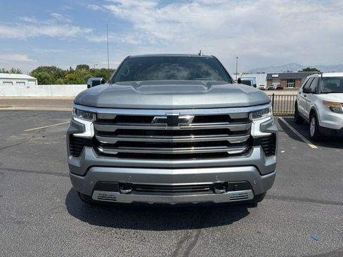 Used 2026 Chevrolet Silverado 1500 High Country AWD/4WD image 2