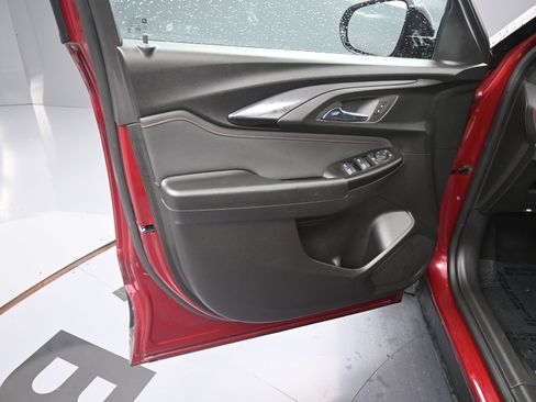 Certified 2023 Chevrolet TrailBlazer RS w/ Convenience Package image 12