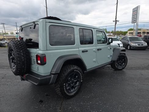 Used 2023 Jeep Wrangler Unlimited w/ Sun & Screen Package AWD/4WD image 7