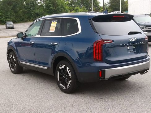 Used 2025 Kia Telluride S AWD/4WD image 5
