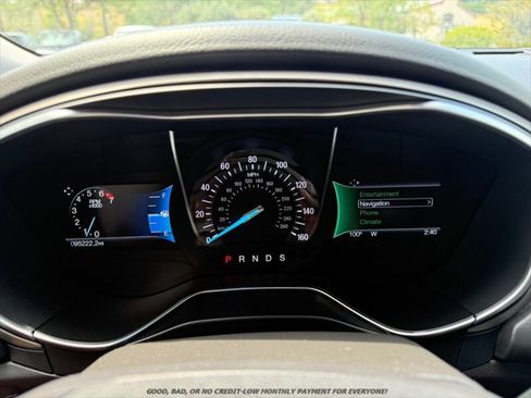Used 2016 Ford Fusion SE w/ Equipment Group 202A AWD/4WD image 13