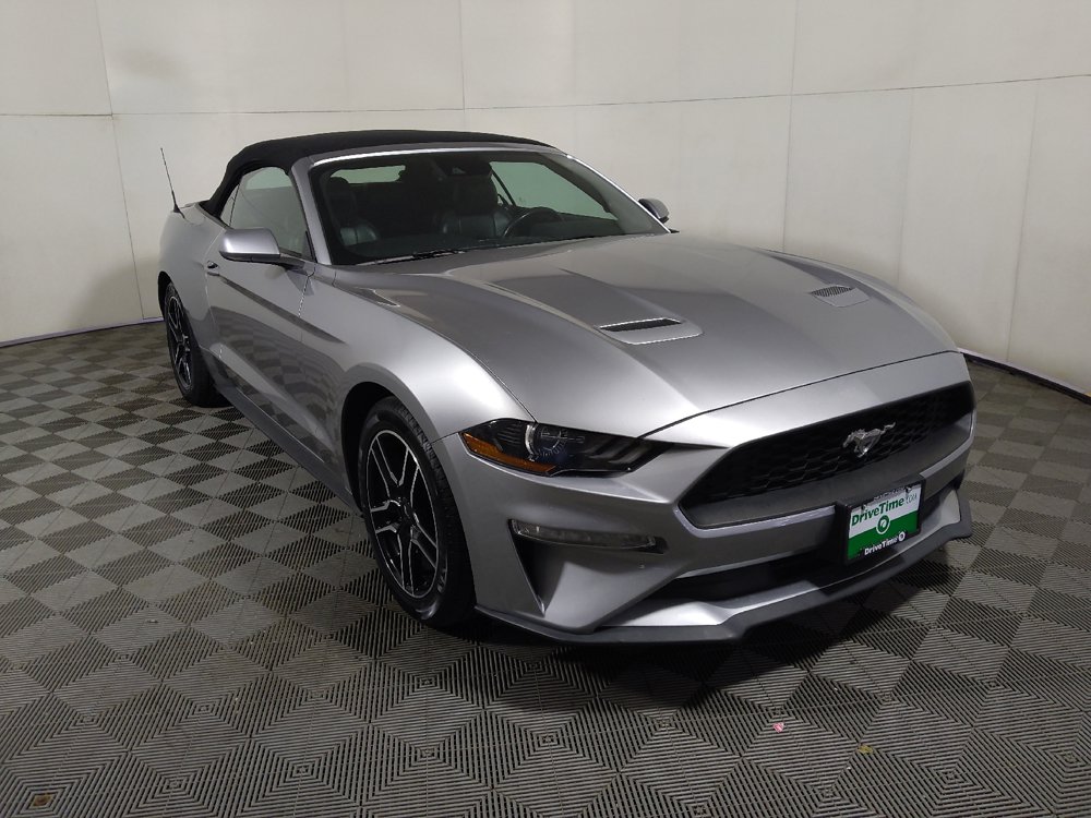 Used 2022 Ford Mustang Premium RWD image 14