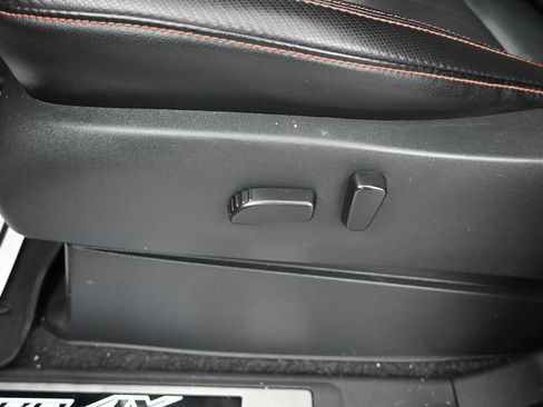 Used 2023 Nissan Frontier PRO-4X w/ Pro-4X Premium Package AWD/4WD image 22