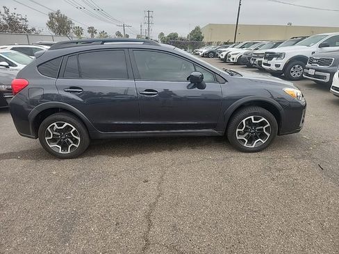 Used 2016 Subaru Crosstrek 2.0i Premium AWD/4WD image 17