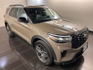 New 2026 Ford Explorer ST-Line w/ ST-Line Street Pack AWD/4WD video 1