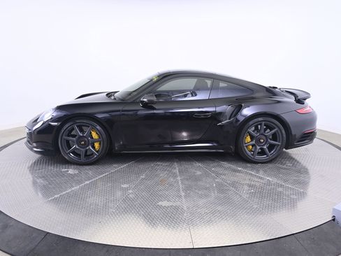 Used 2019 Porsche 911 Turbo image 2