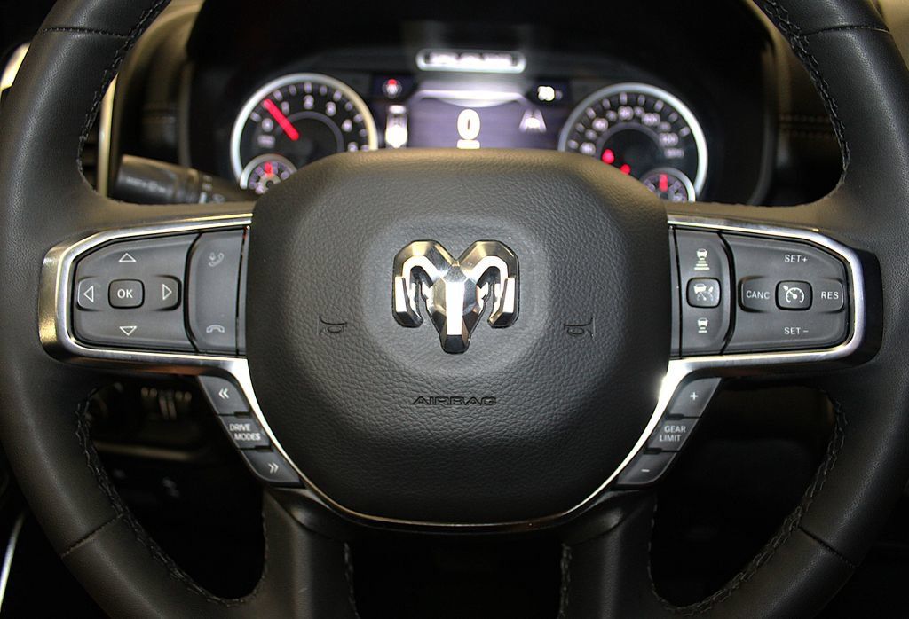 Certified 2026 RAM 1500 Laramie AWD/4WD image 13