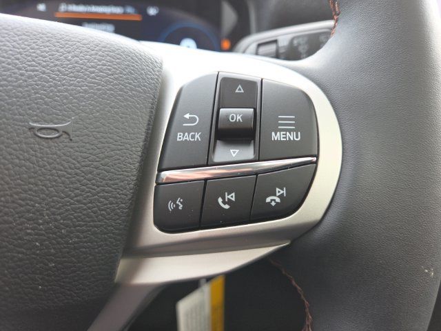 New 2026 Ford Explorer Active w/ Active Comfort Package AWD/4WD image 16