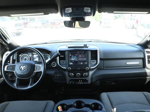 Used 2024 RAM 2500 Big Horn AWD/4WD image 24
