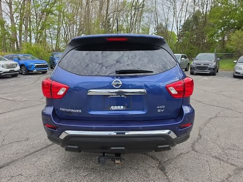 Used 2017 Nissan Pathfinder SV AWD/4WD image 6