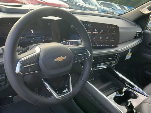 New 2026 Chevrolet Suburban Premier w/ Sun And Tow Package image 21