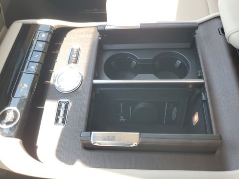 New 2027 Lincoln Navigator L Reserve AWD/4WD image 25