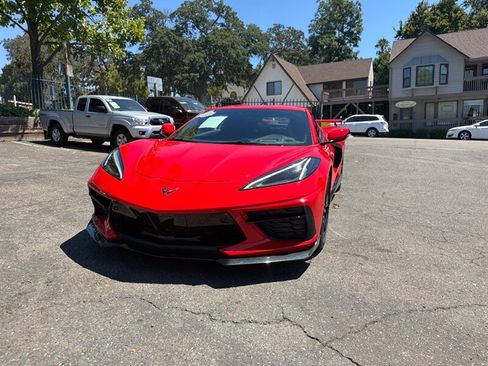 Used 2021 Chevrolet Corvette Stingray Premium Cpe w/ Z51 Performance Package RWD image 3