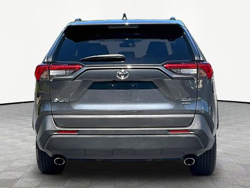 Used 2021 Toyota RAV4 XLE w/ Convenience Package AWD/4WD image 5