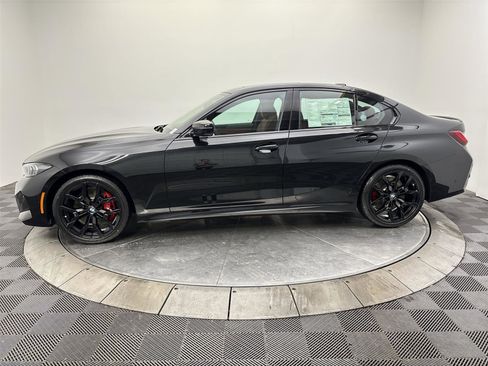 New 2026 BMW 330i xDrive Sedan w/ M Sport Package image 16