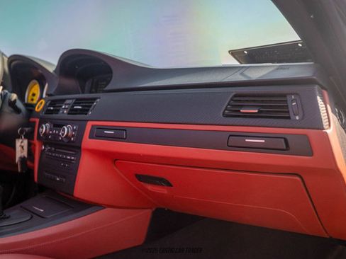 Used 2013 BMW M3 Convertible image 40