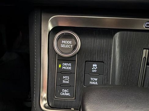 Used 2025 Lexus GX 550 AWD/4WD image 38